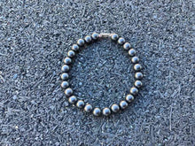 Load image into Gallery viewer, The ONYX Bead Stretch Bracelet | 6mm Beads